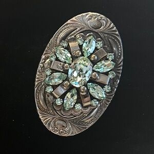 DANNY POLLAK - Vintage Peridot Crystal & Silver Ornate Oval Brooch